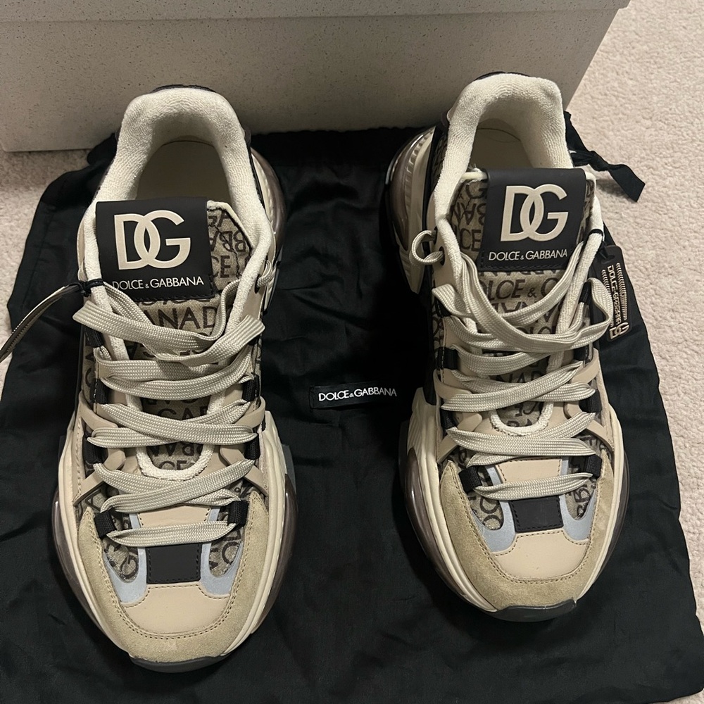 Dolce & Gabbana Beige and Black Sneakers